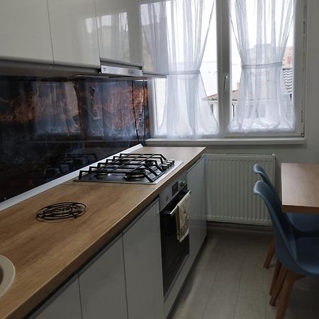 Amber Studio Крайова Екстериор снимка